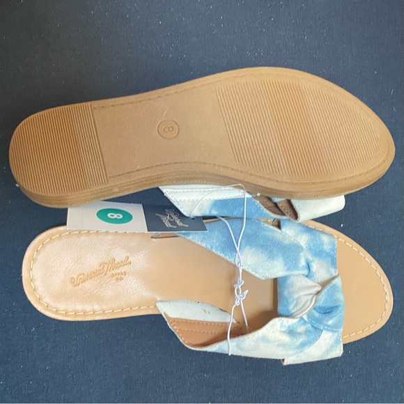 Universal Thread Tie Dye Slip On Sandals - Picture 7 of 8